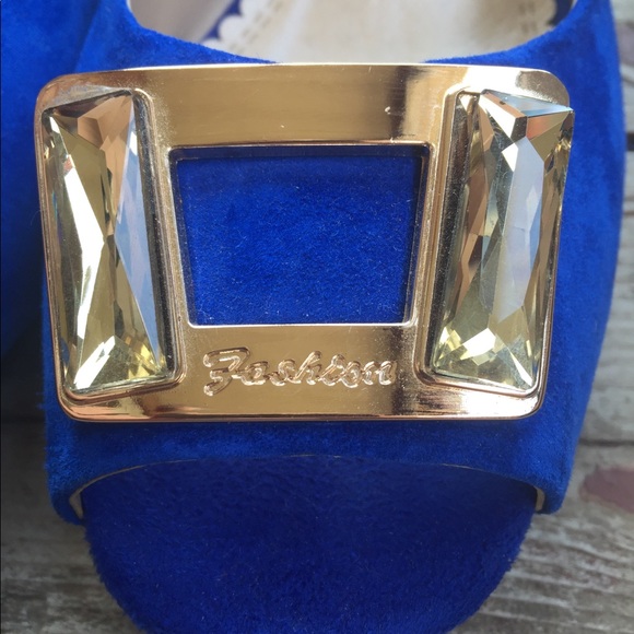 Blue suede high heels - Picture 8 of 9